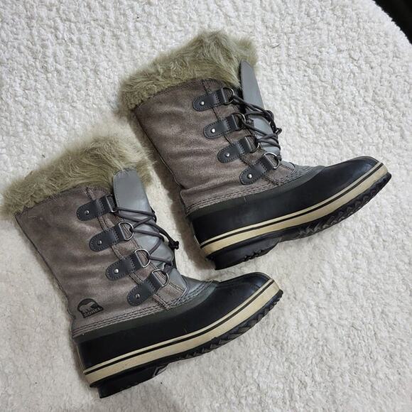 Sorel Classic Carribo winter waterproof boots  Womens size 5 - Picture 1 of 6